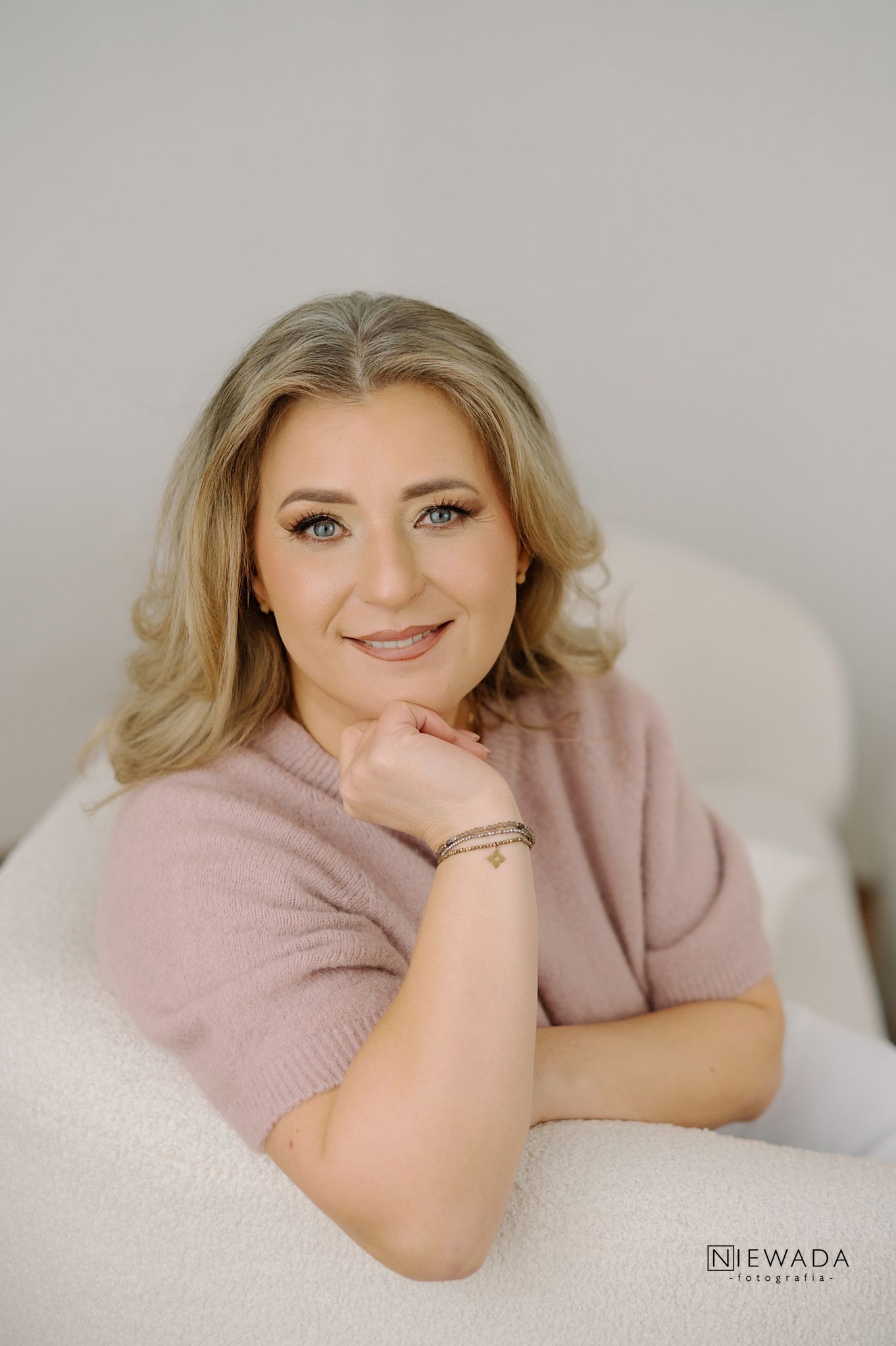 Jolanta Górniak, Trener Mentalny, Praktyk Access Bars, Trener Biofeedback, autorka dziennika wdzięczności "CreaTor wdzięczności"